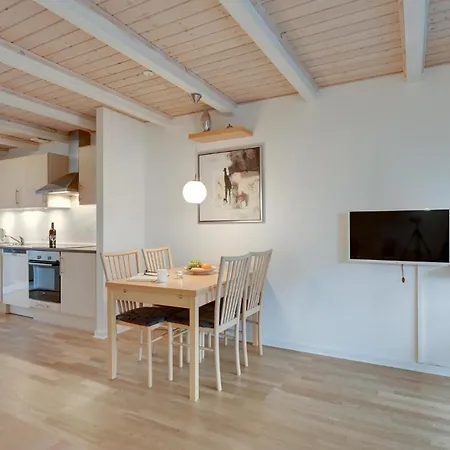 Nyaraló Hus R Henne Strand